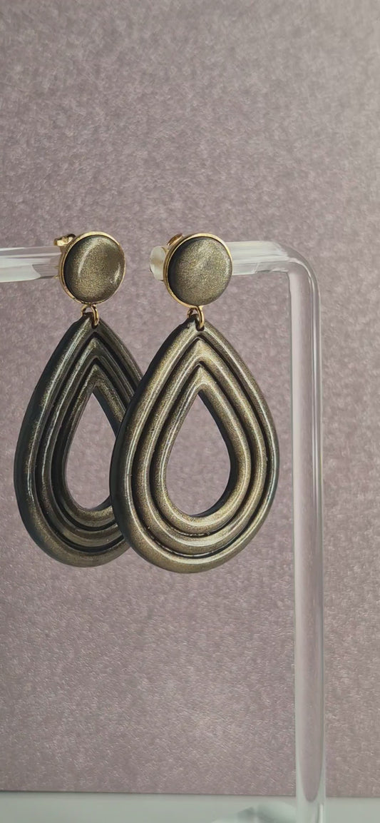 Clou Pendant Goutte Bronze