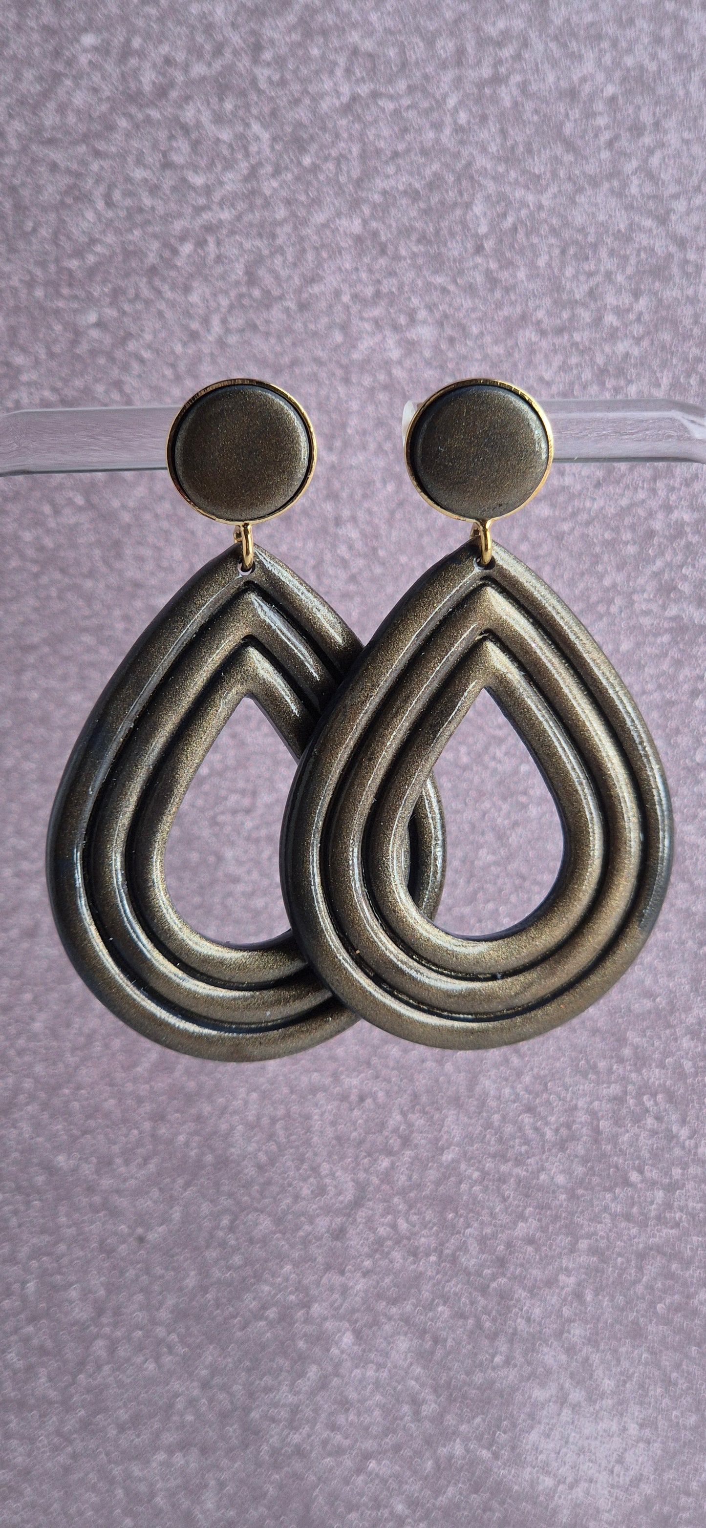 Clou Pendant Goutte Bronze