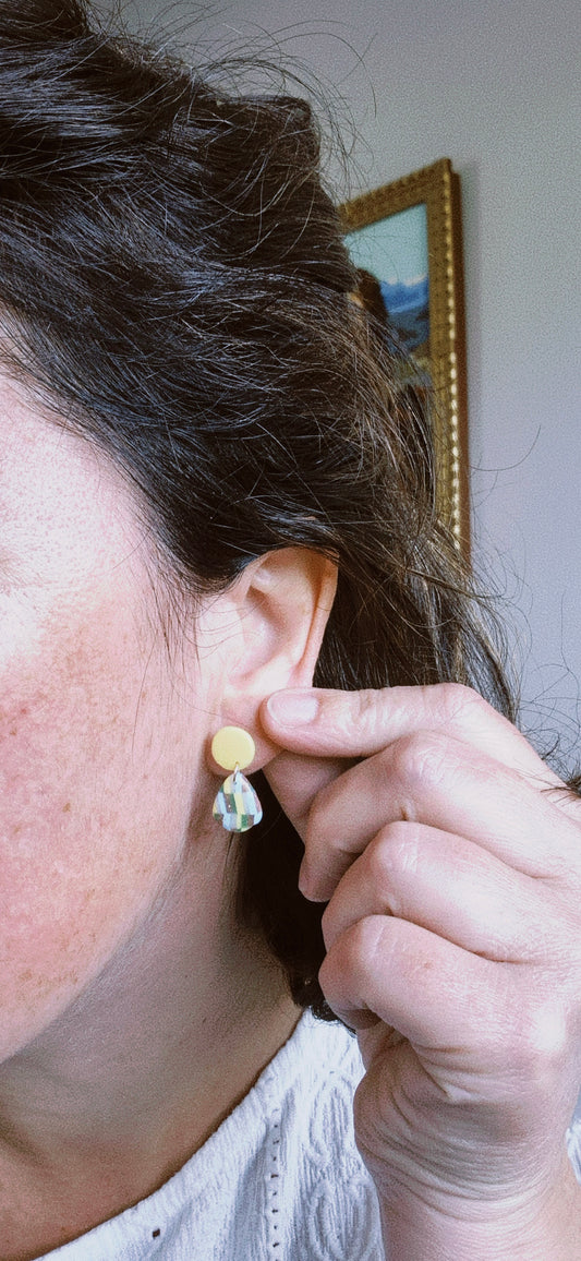 Boucles d'oreilles Clou jaune, petit modèle