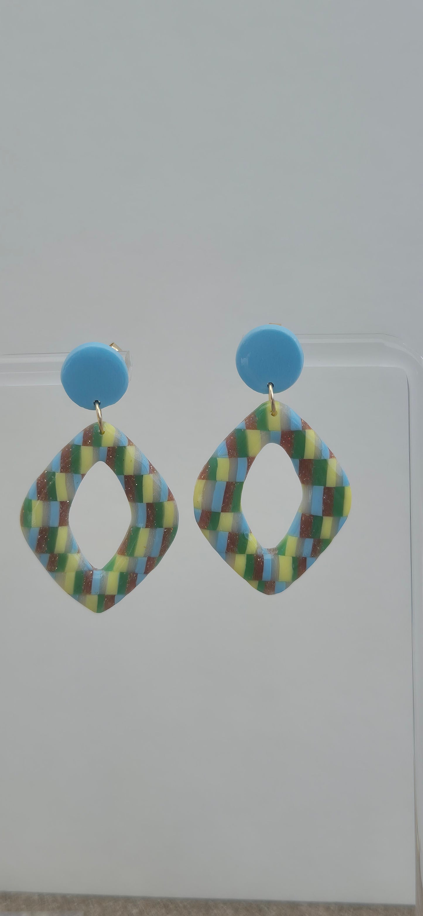 Boucles d'oreilles Clou bleu ciel Grand modèle